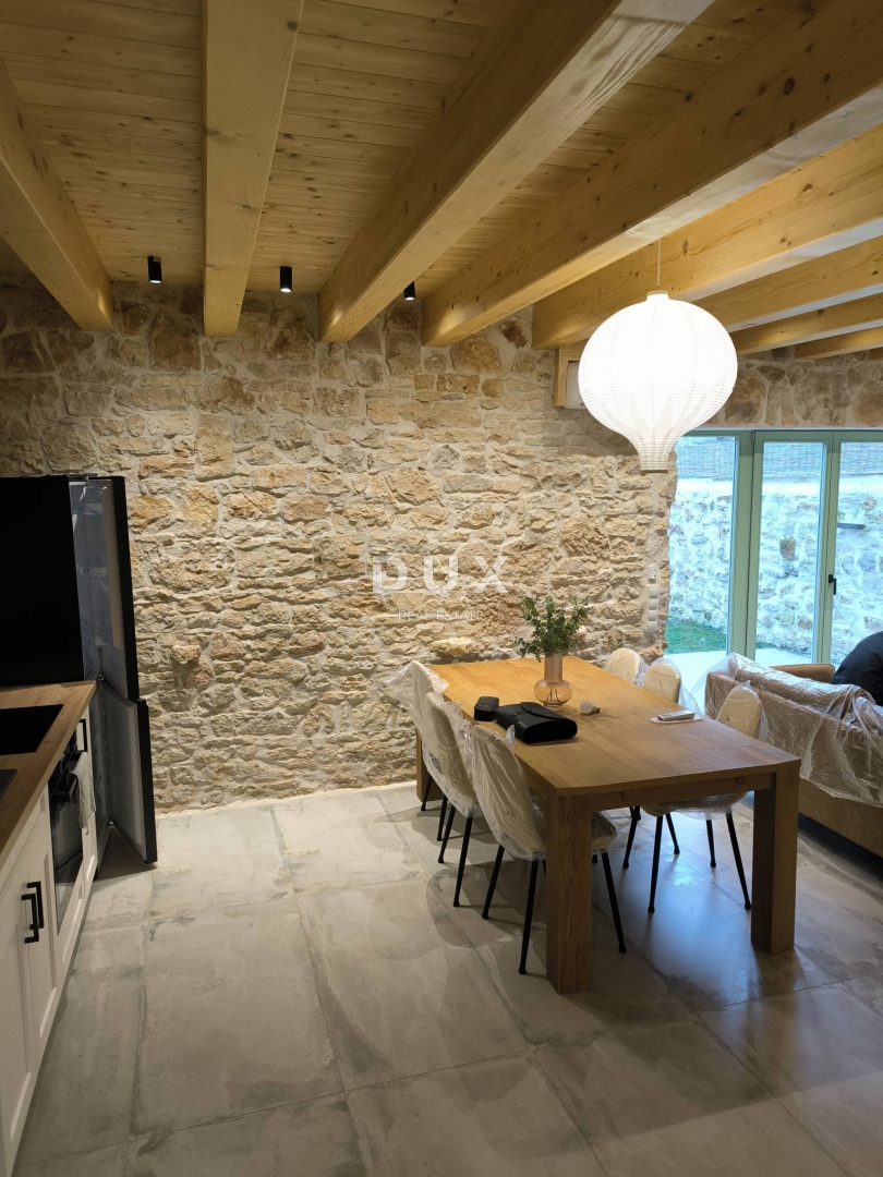 ISTRA, VODNJAN - Pristna kamnita hiša