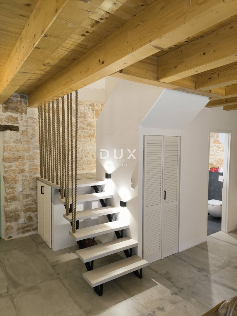 ISTRA, VODNJAN - Pristna kamnita hiša