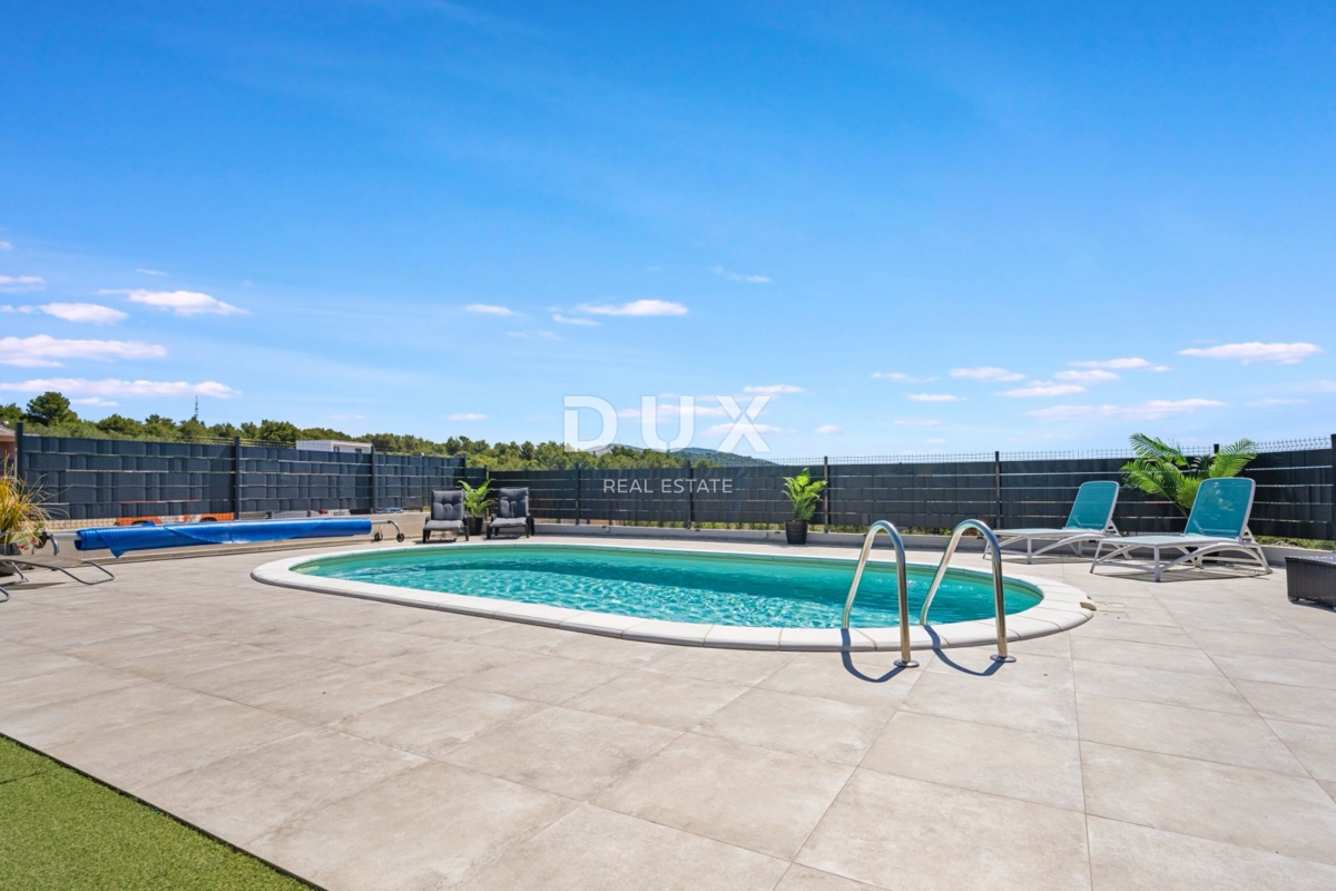 Zemljišče Bilice, Šibenik - Okolica, 402m2