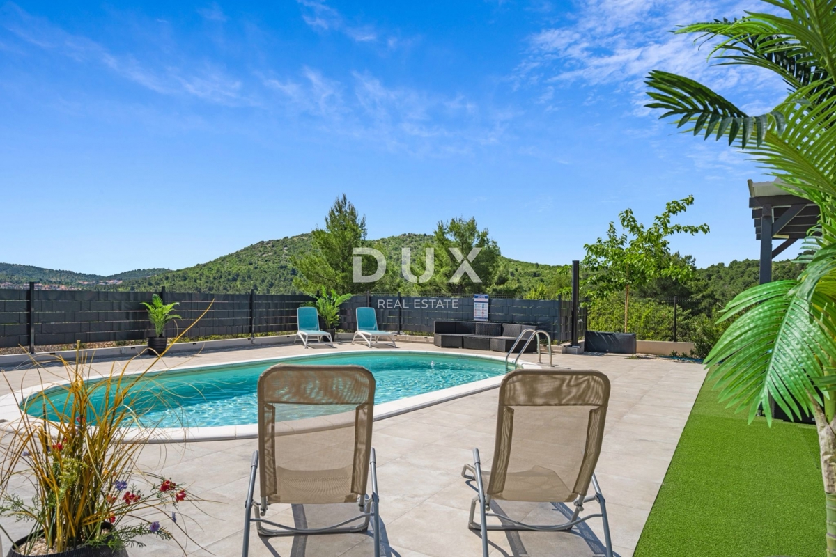 Zemljišče Bilice, Šibenik - Okolica, 402m2