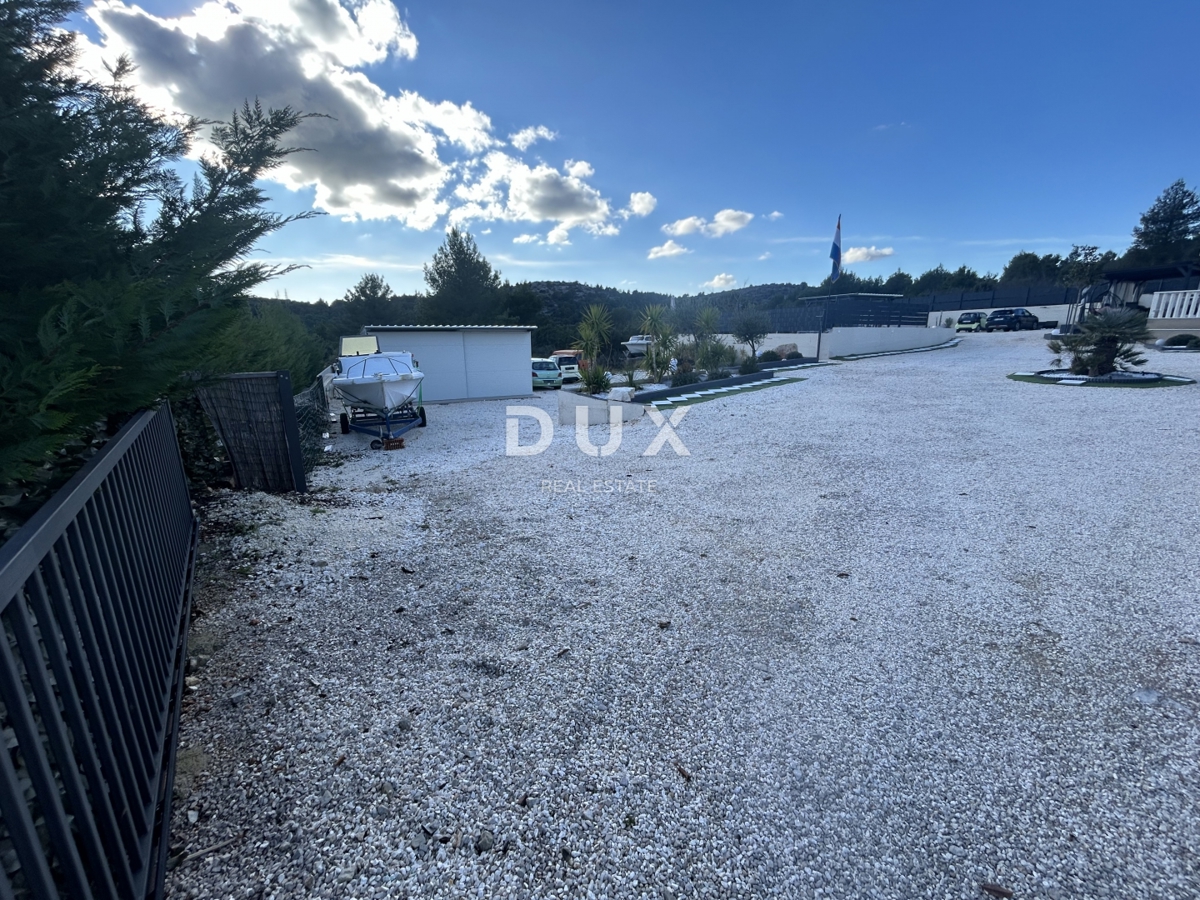 Zemljišče Bilice, Šibenik - Okolica, 402m2