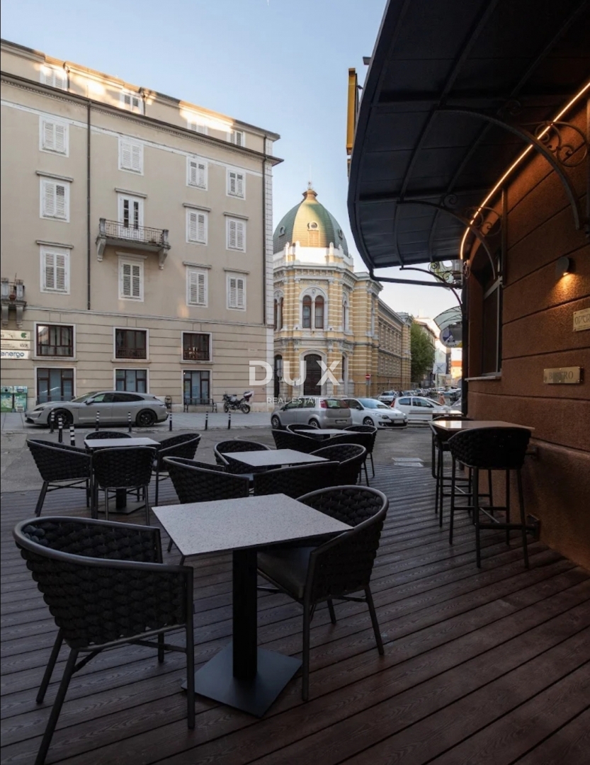 RIJEKA, CENTER - ekskluzivni hotel v samem središču mesta - REDKO NA TRGU!!!