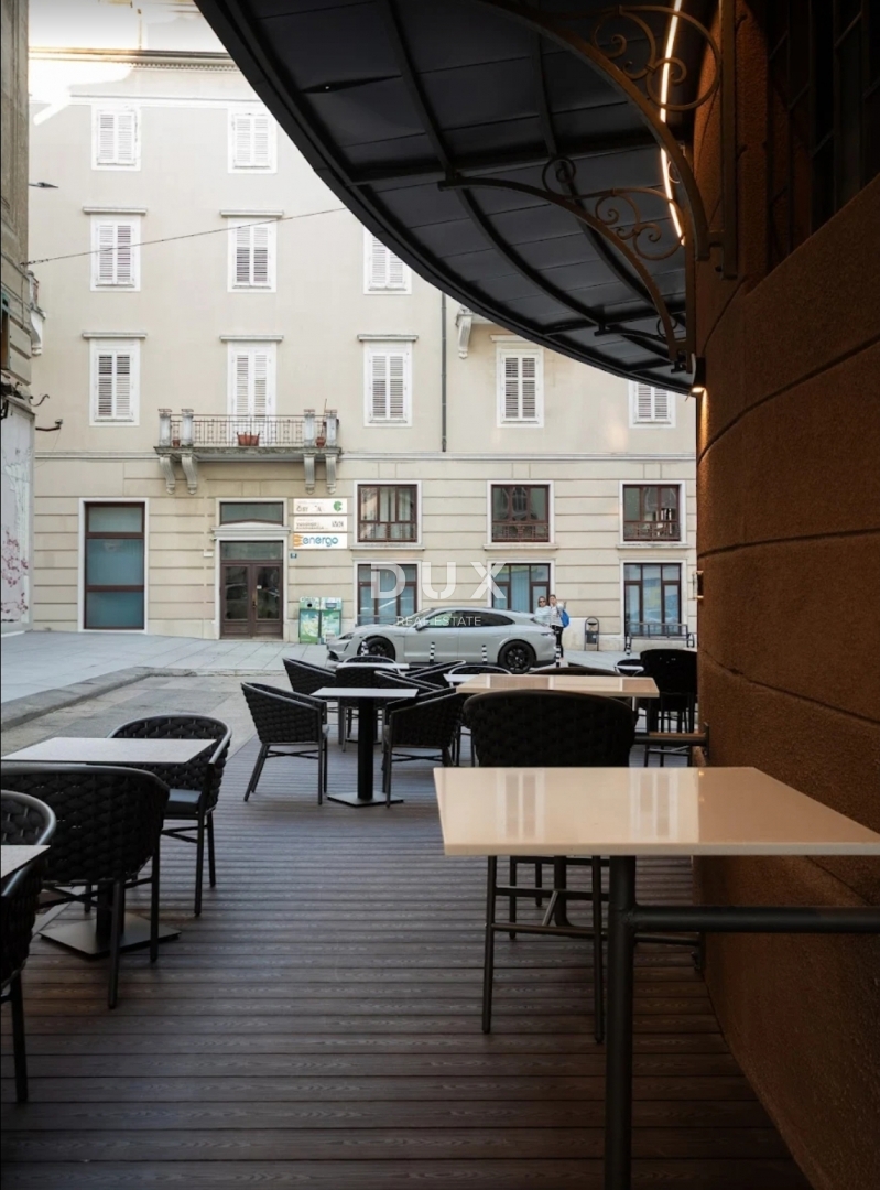 RIJEKA, CENTER - ekskluzivni hotel v samem središču mesta - REDKO NA TRGU!!!