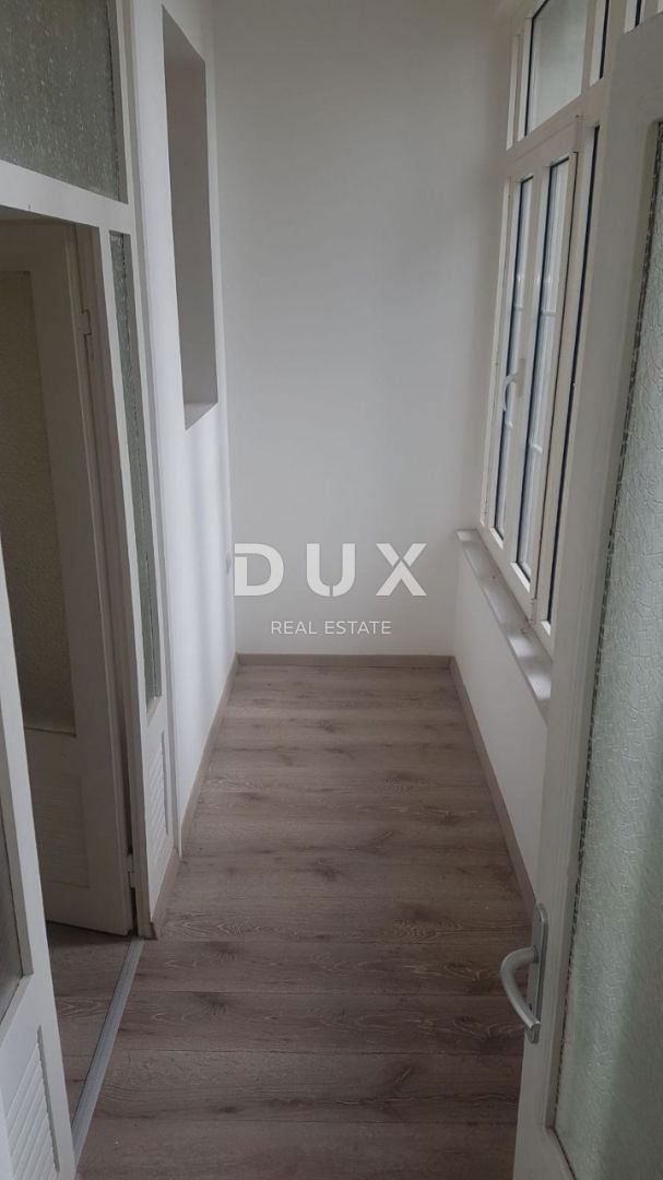 RIJEKA, CENTER - 133 m2 pisarniških prostorov v samem središču mesta - idealno za polikliniko, sedež podjetja