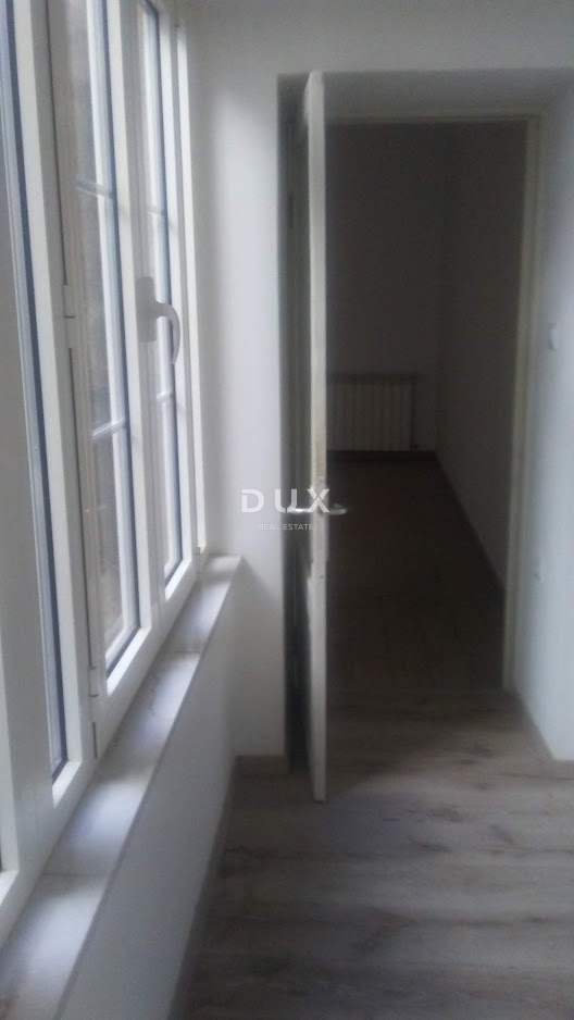 RIJEKA, CENTER - 133 m2 pisarniških prostorov v samem središču mesta - idealno za polikliniko, sedež podjetja