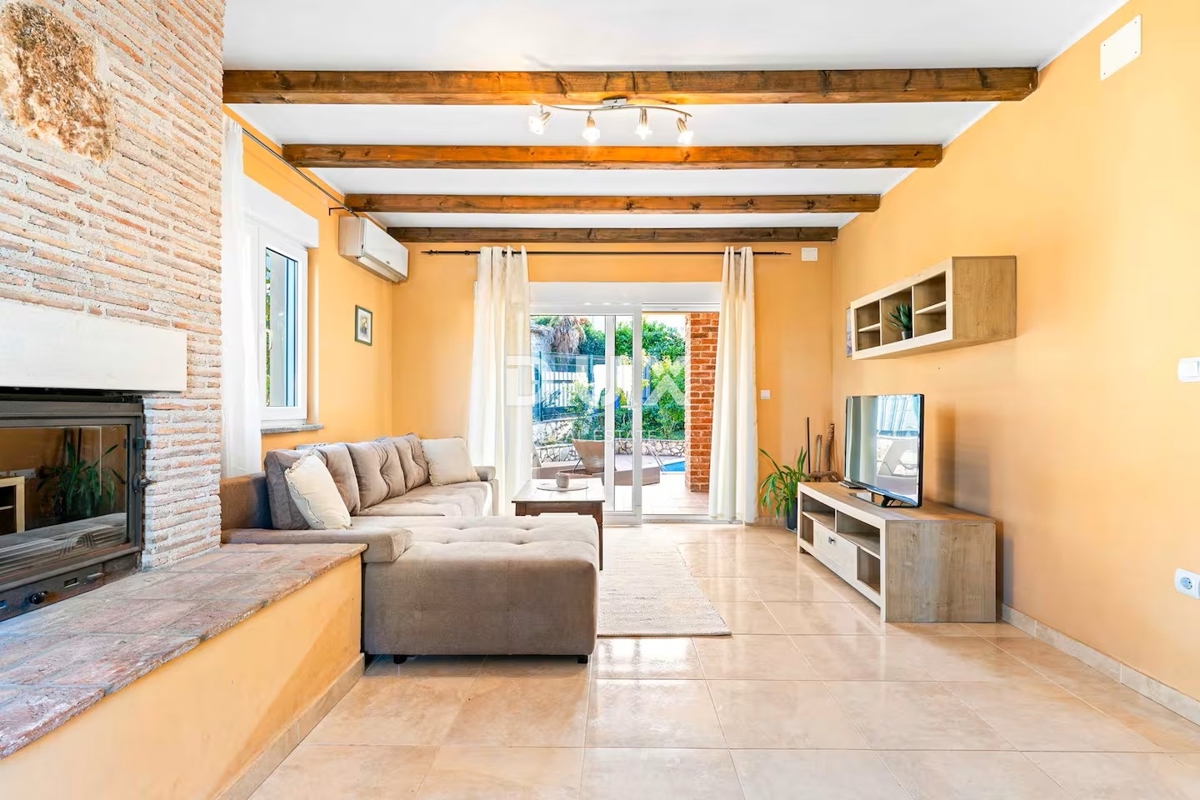 Hiša Funtana, 238m2