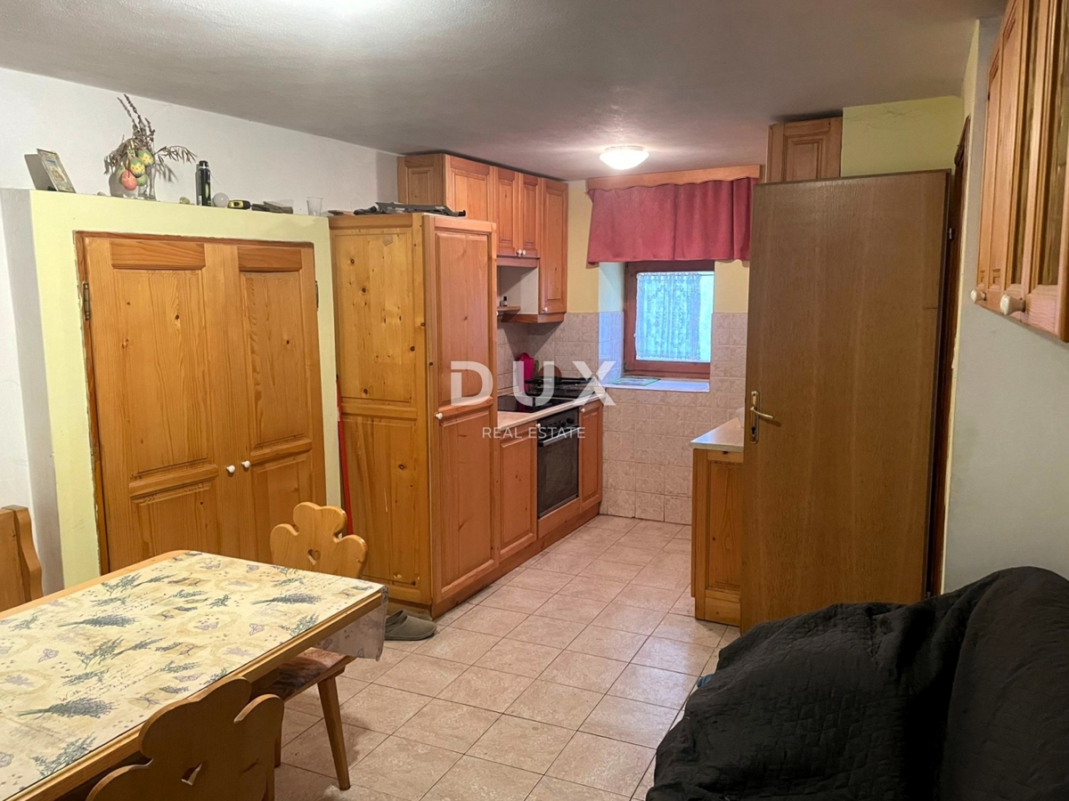 OTOK KRK, PUNAT - Dvonadstropno stanovanje z 2 spalnicama + dnevno sobo