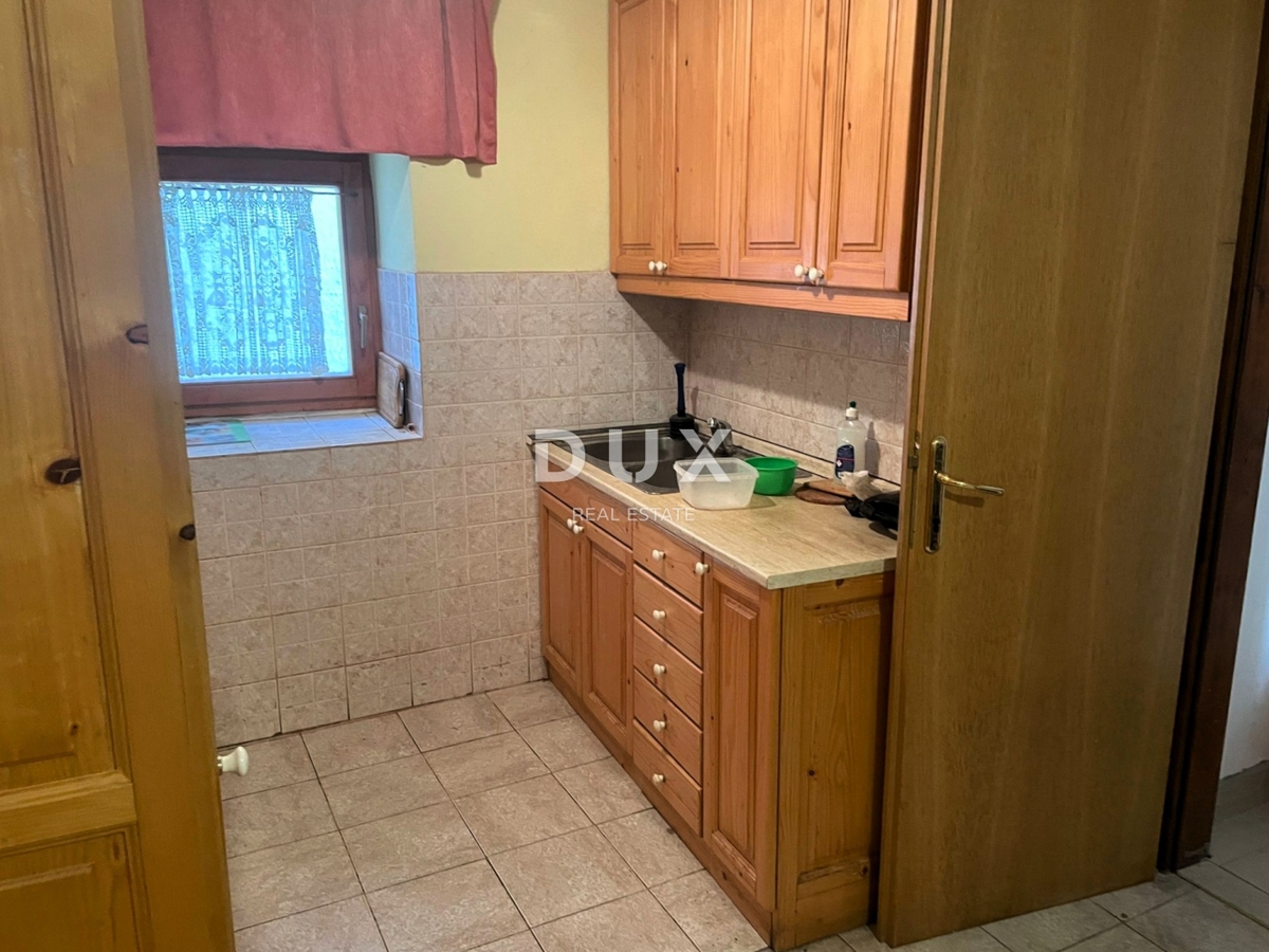 OTOK KRK, PUNAT - Dvonadstropno stanovanje z 2 spalnicama + dnevno sobo