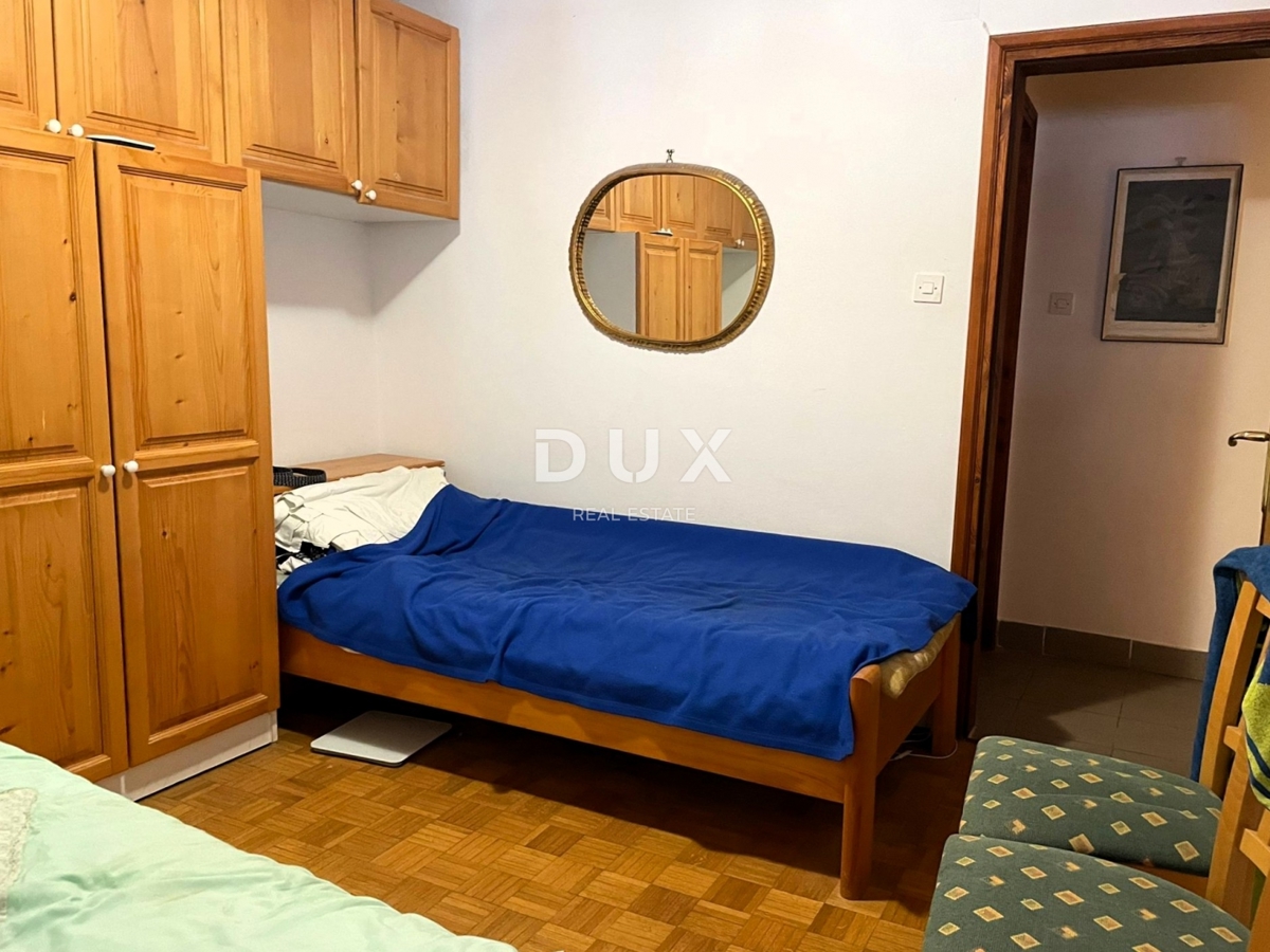 OTOK KRK, PUNAT - Dvonadstropno stanovanje z 2 spalnicama + dnevno sobo