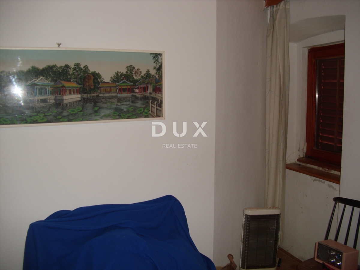 OTOK KRK, PUNAT - Dvonadstropno stanovanje z 2 spalnicama + dnevno sobo