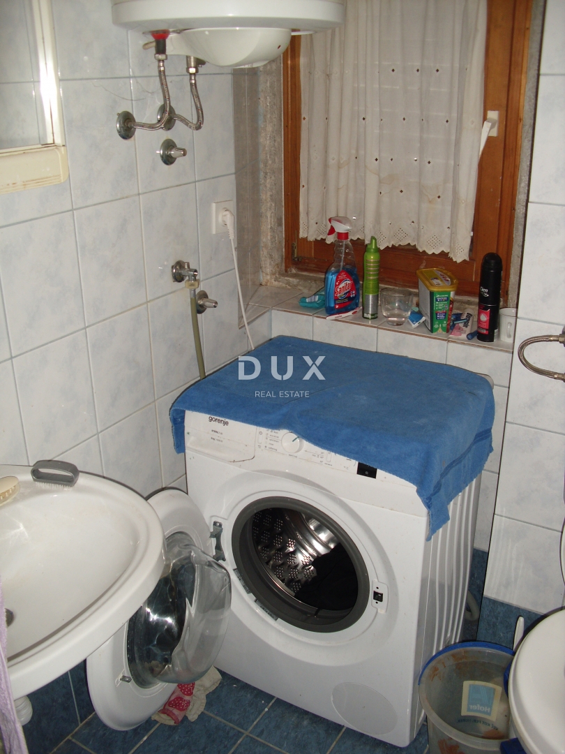 OTOK KRK, PUNAT - Dvonadstropno stanovanje z 2 spalnicama + dnevno sobo