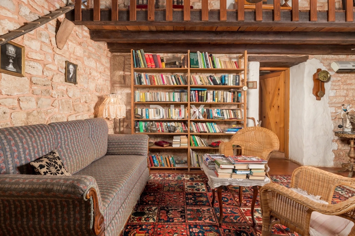 ISTRA, SVETVINČENAT - Prostrana istrska posest