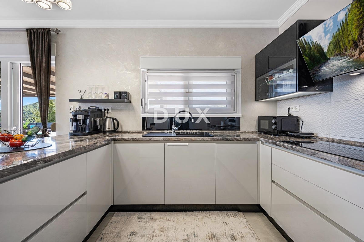 Hiša Bilice, Šibenik - Okolica, 142m2