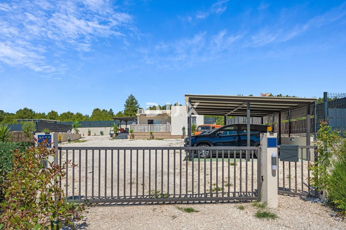 Hiša Bilice, Šibenik - Okolica, 142m2