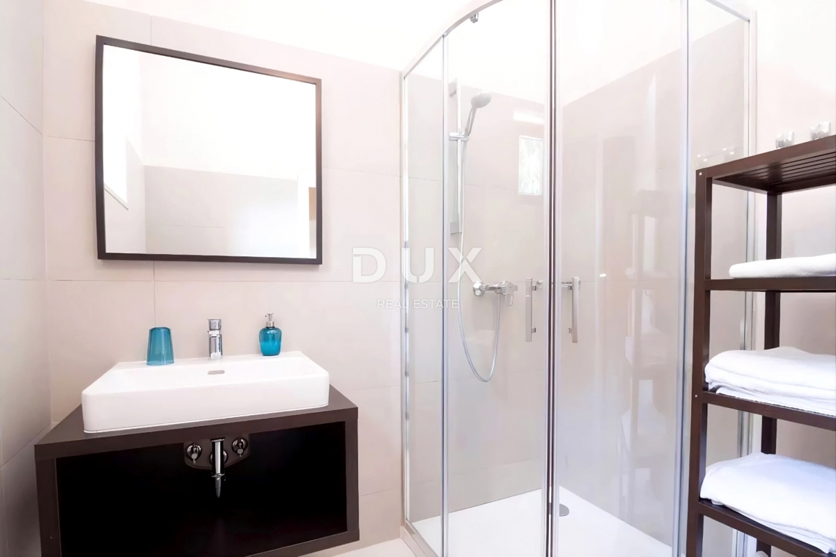 ISTRA, BARBAN - Mediteranska hiša z bazenom