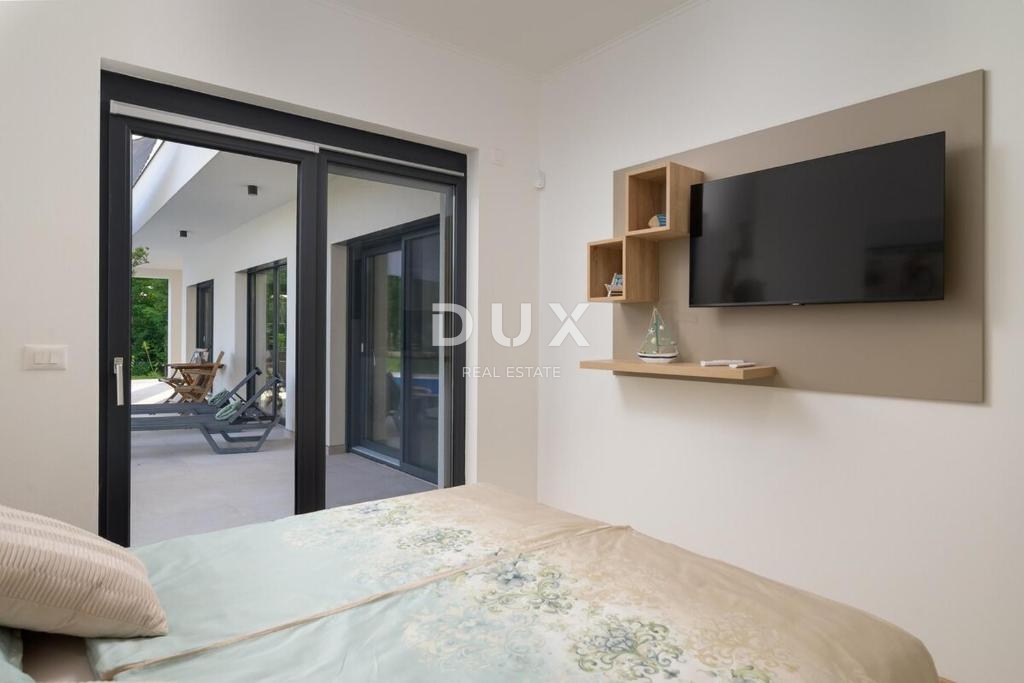 ISTRA, ROVINJ - Novozgrajena moderna enonadstropna hiša v mirnem okolju