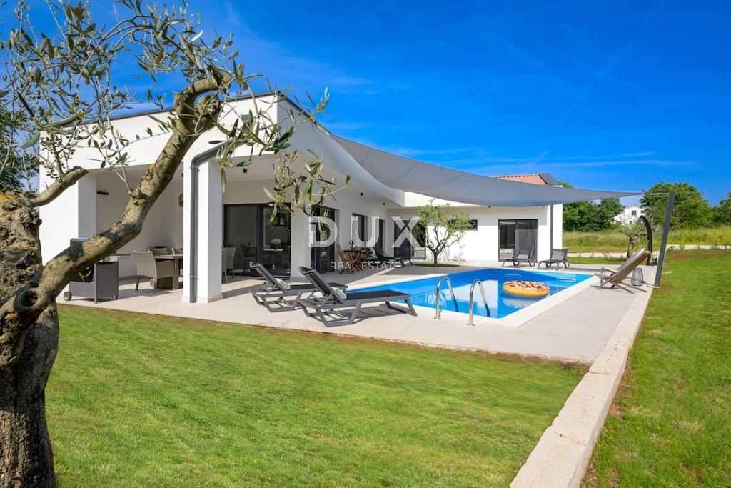 ISTRA, ROVINJ - Novozgrajena moderna enonadstropna hiša v mirnem okolju