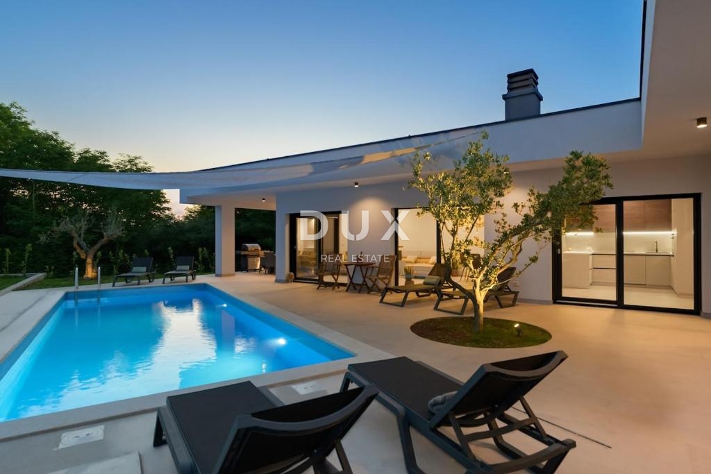 ISTRA, ROVINJ - Novozgrajena moderna enonadstropna hiša v mirnem okolju