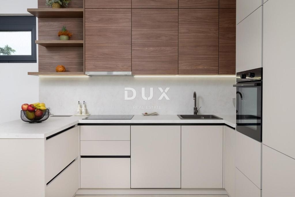 ISTRA, ROVINJ - Novozgrajena moderna enonadstropna hiša v mirnem okolju