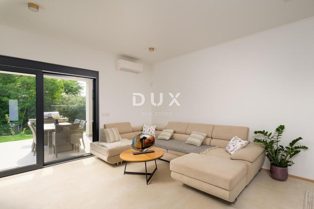 ISTRA, ROVINJ - Novozgrajena moderna enonadstropna hiša v mirnem okolju