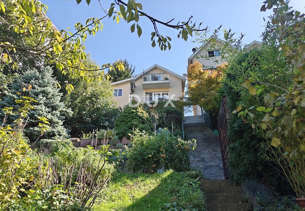 ZAGREB, VRHOVEC - Ekskluzivna rezidenca na Vrhovcu - kombinacija prestiža, miru in panoramskega razgleda