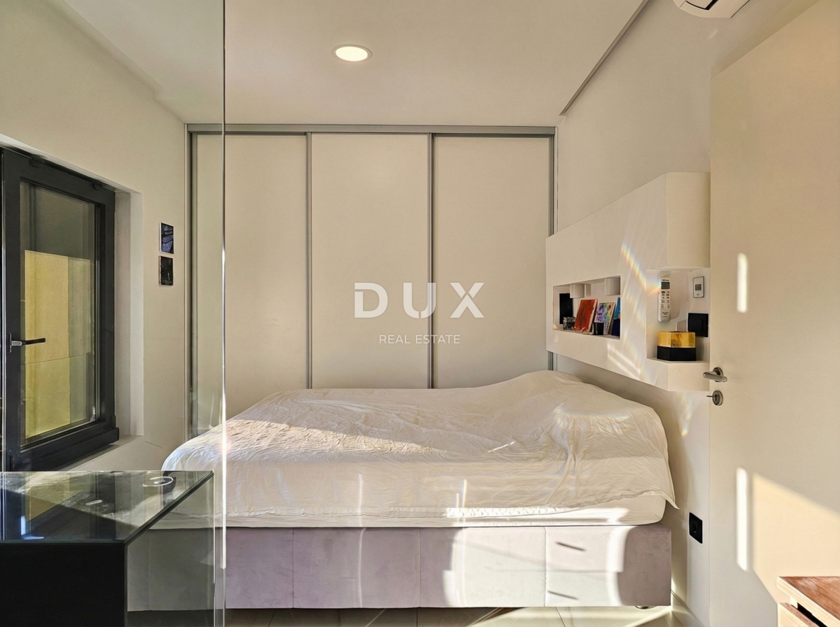 OTOK KRK - Fantastična hiša z ogrevanim bazenom in zasebnim vrtom