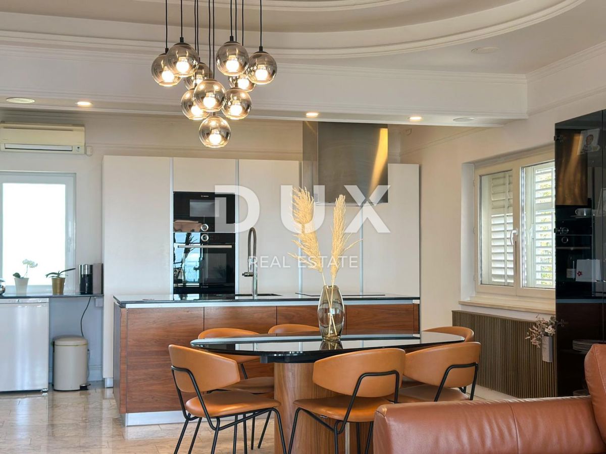 OPATIJA, POBRI - SAMO PRI NAS! Dizajnersko opremljeno stanovanje s panoramskim pogledom na morje