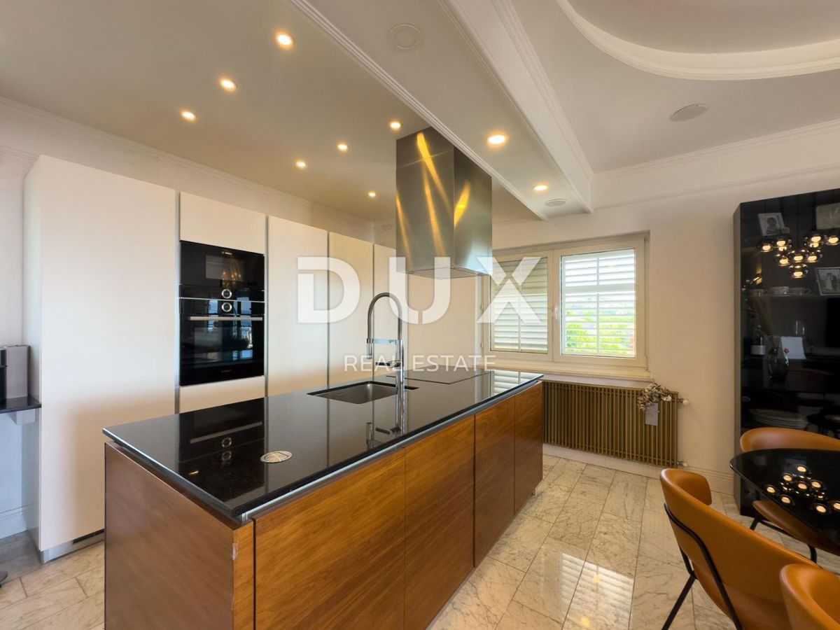 OPATIJA, POBRI - SAMO PRI NAS! Dizajnersko opremljeno stanovanje s panoramskim pogledom na morje