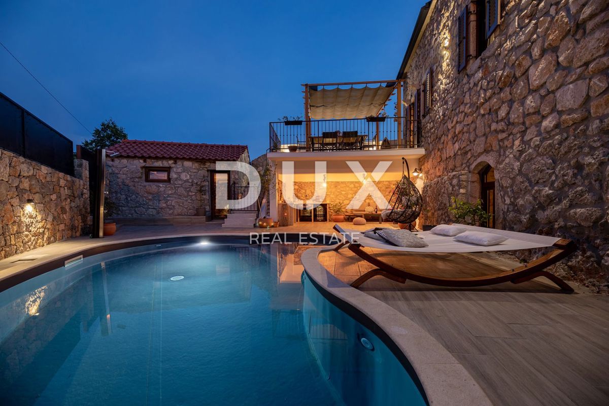 Otok Krk - Luksuzna kamnita vila z bazenom