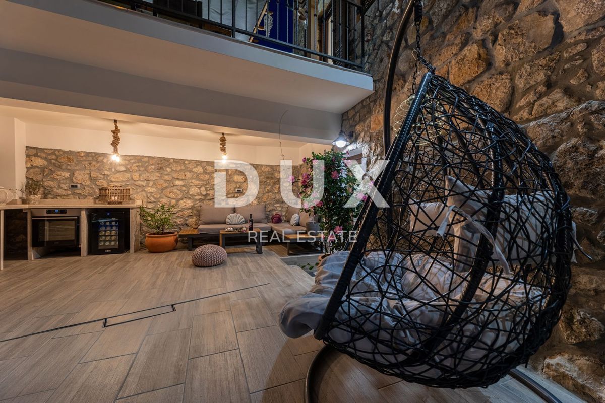 Otok Krk - Luksuzna kamnita vila z bazenom