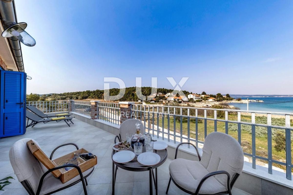 OTOK PAŠMAN, ŽDRELAC - Luksuzna kamnita vila z bazenom ob morju