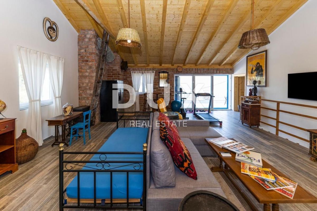 OTOK PAŠMAN, ŽDRELAC - Luksuzna kamnita vila z bazenom ob morju