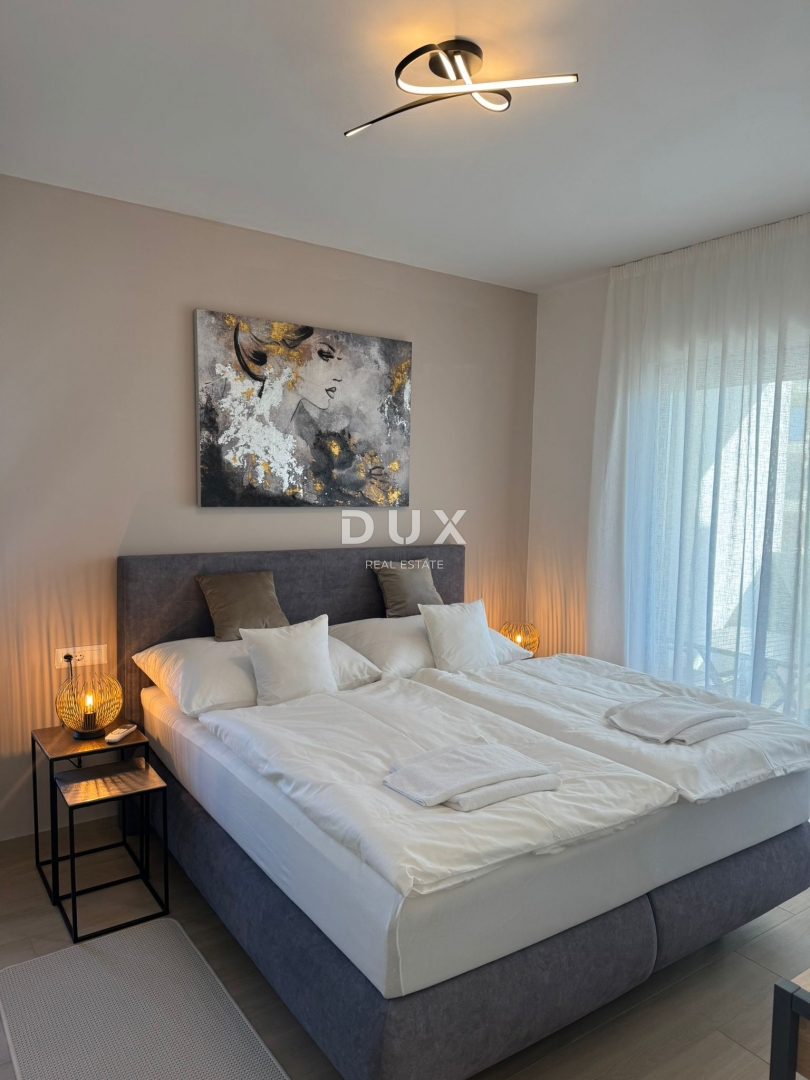 ISTRA, POREČ - Moderna polpritlična hiša z bazenom v bližini Poreča