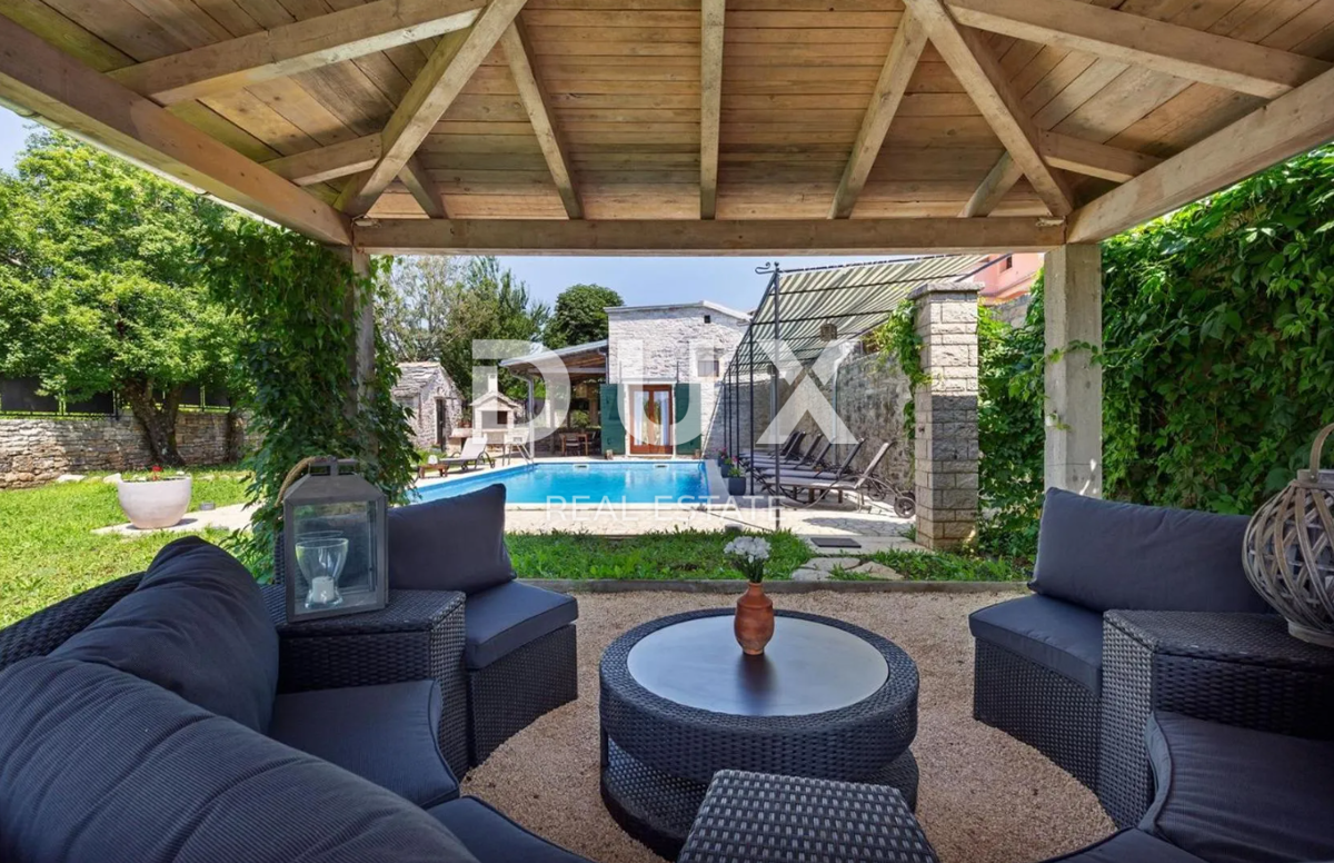 ISTRA, ŽMINJ (OKOLICA) - Impresivna istrska kamnita hiša z bazenom