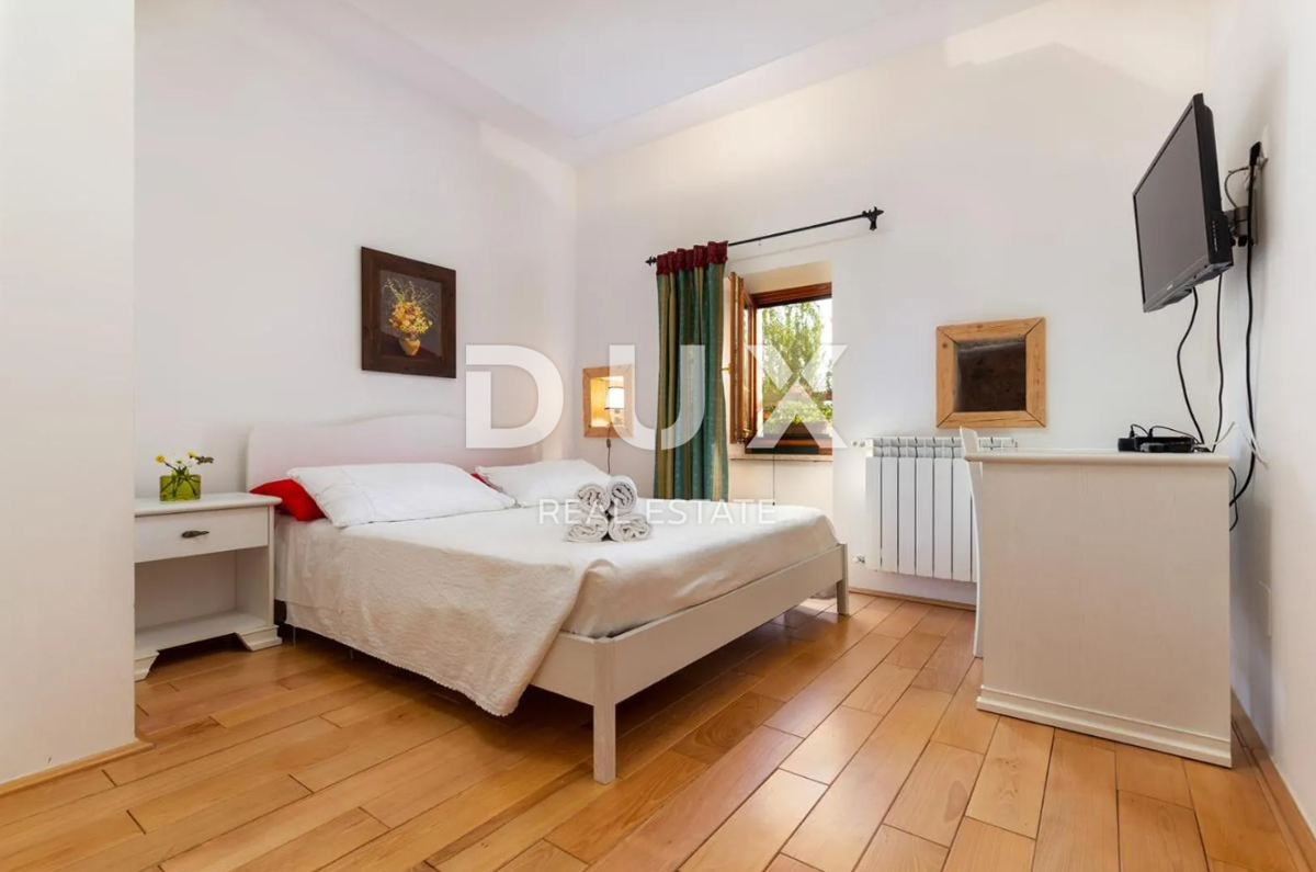 ISTRA, ŽMINJ (OKOLICA) - Impresivna istrska kamnita hiša z bazenom