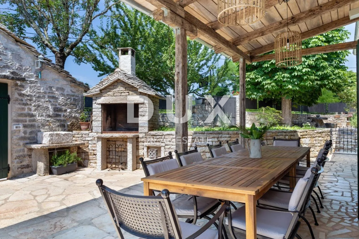 ISTRA, ŽMINJ (OKOLICA) - Impresivna istrska kamnita hiša z bazenom