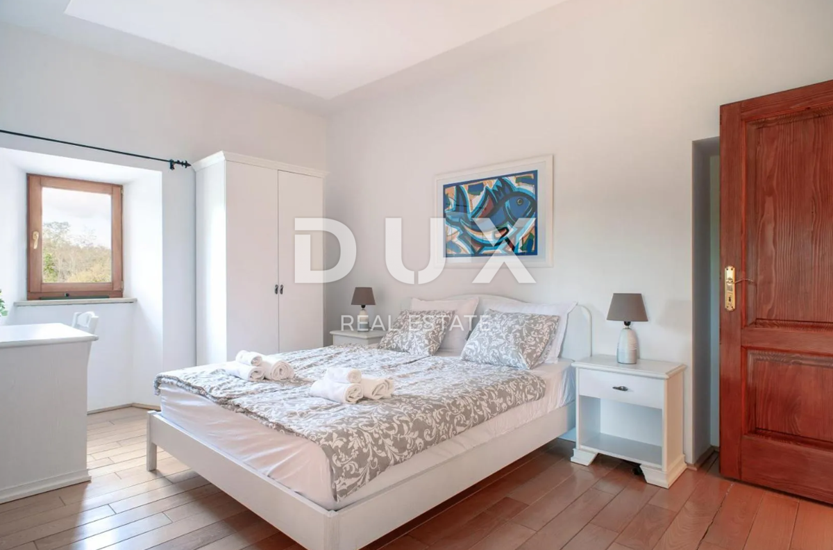 ISTRA, ŽMINJ (OKOLICA) - Impresivna istrska kamnita hiša z bazenom