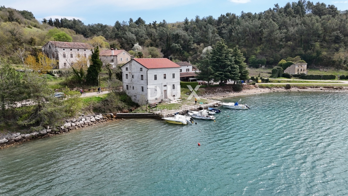 Hiša Tar, Tar-Vabriga, 325,89m2