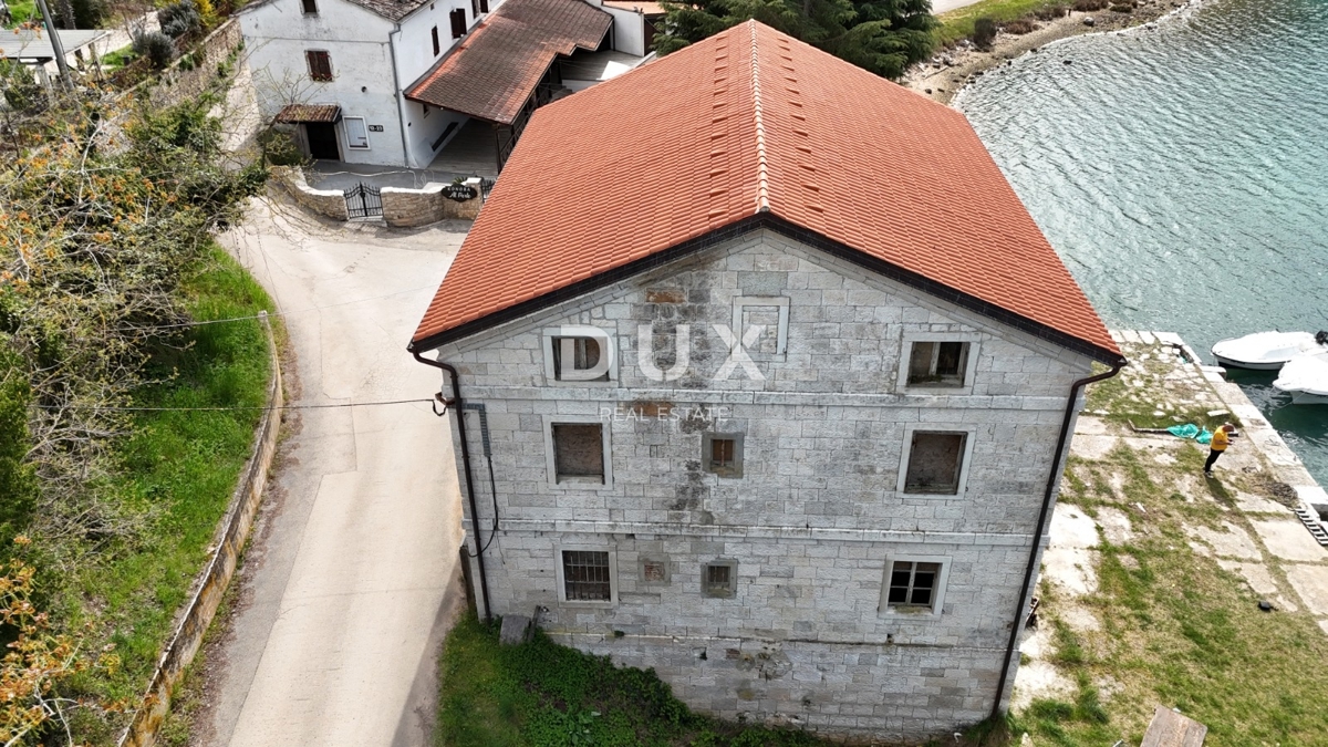 Hiša Tar, Tar-Vabriga, 325,89m2