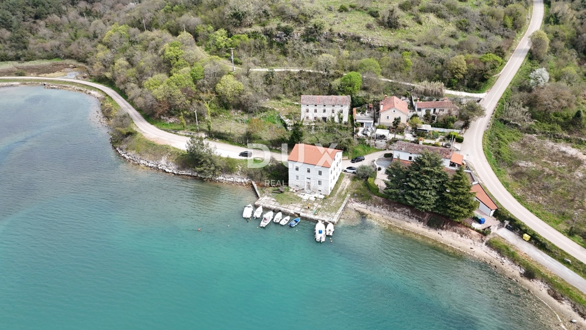 Hiša Tar, Tar-Vabriga, 325,89m2