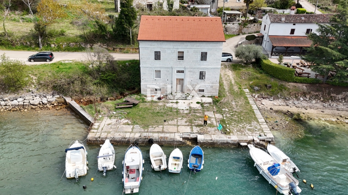 Hiša Tar, Tar-Vabriga, 325,89m2