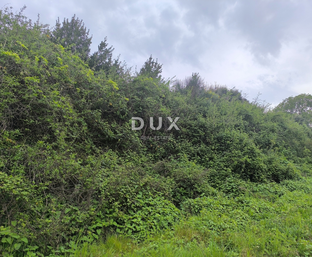 Zemljišče Premantura, Medulin, 1.010m2