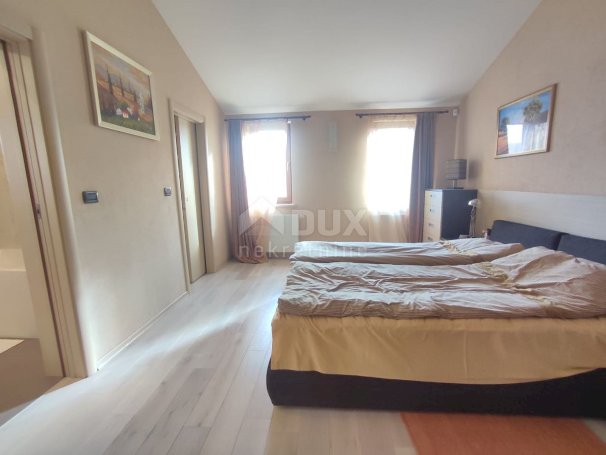 ISTRA, GALIŽANA - Kamnita vila s pogledom na morje!