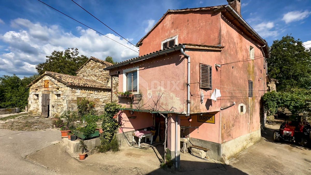 Duričići, Buzet, 400m2