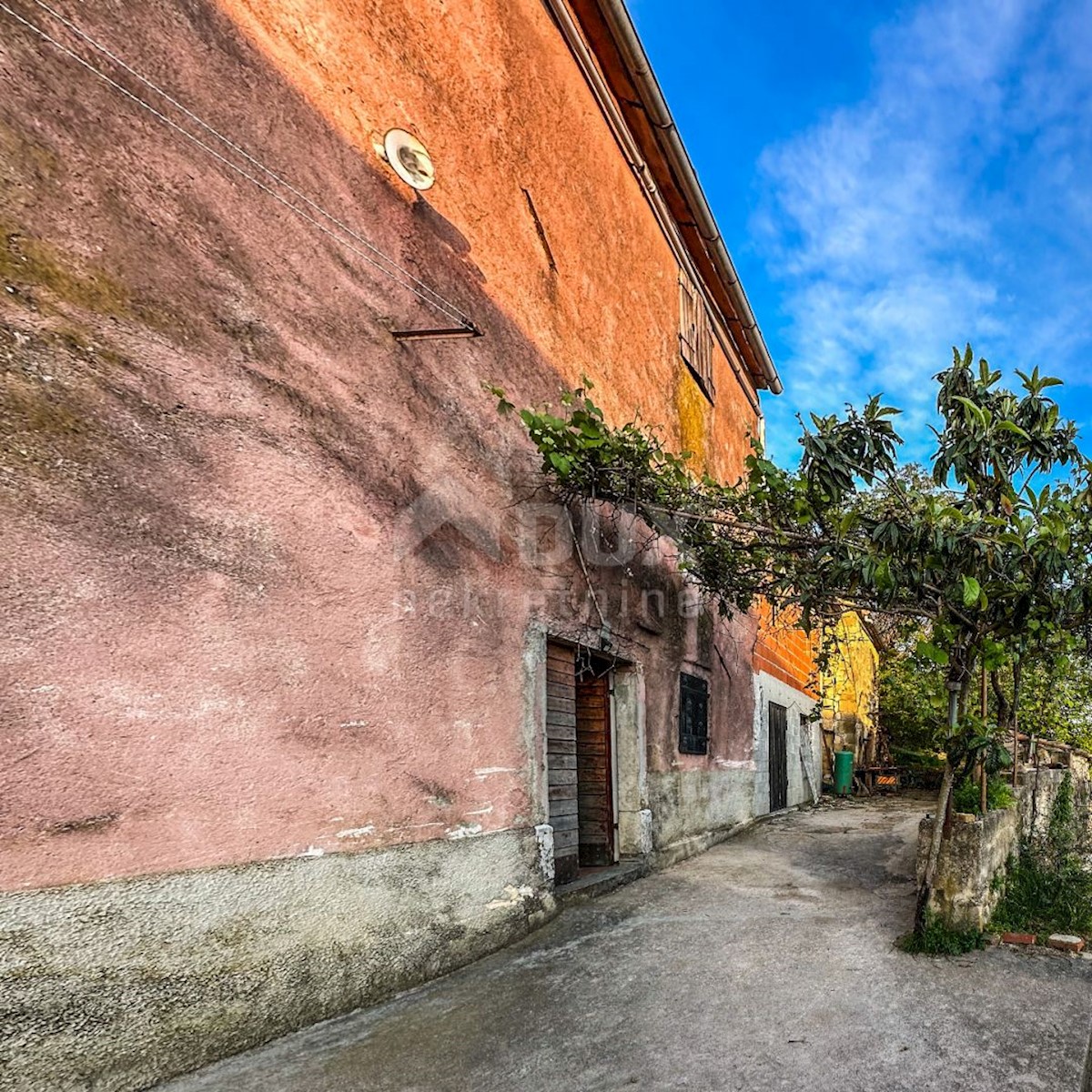 Duričići, Buzet, 400m2