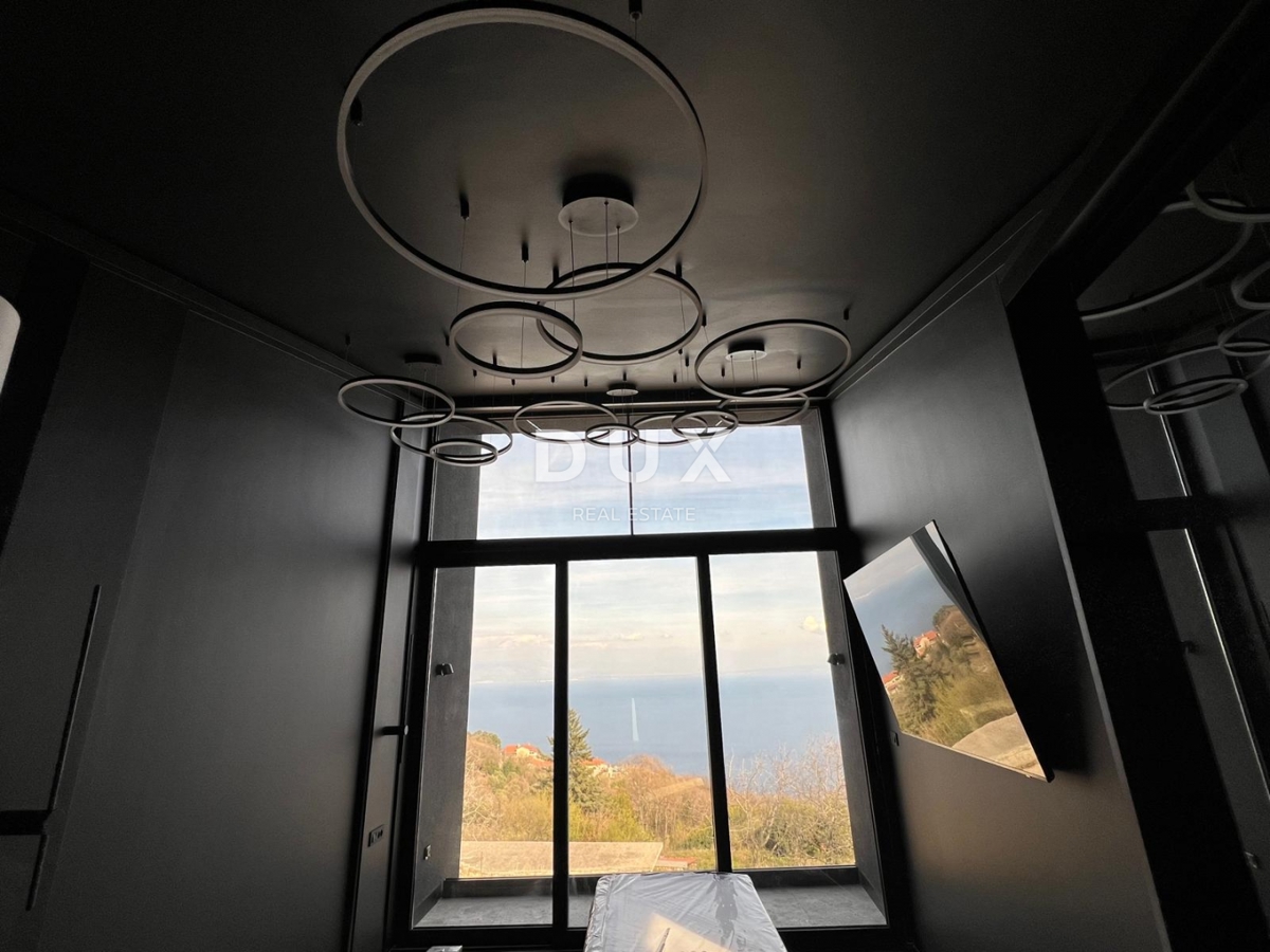 OPATIJA, SV. JELENA - vila 250m2 s panoramskim pogledom na morje in bazen + urejen vrt 1200m2