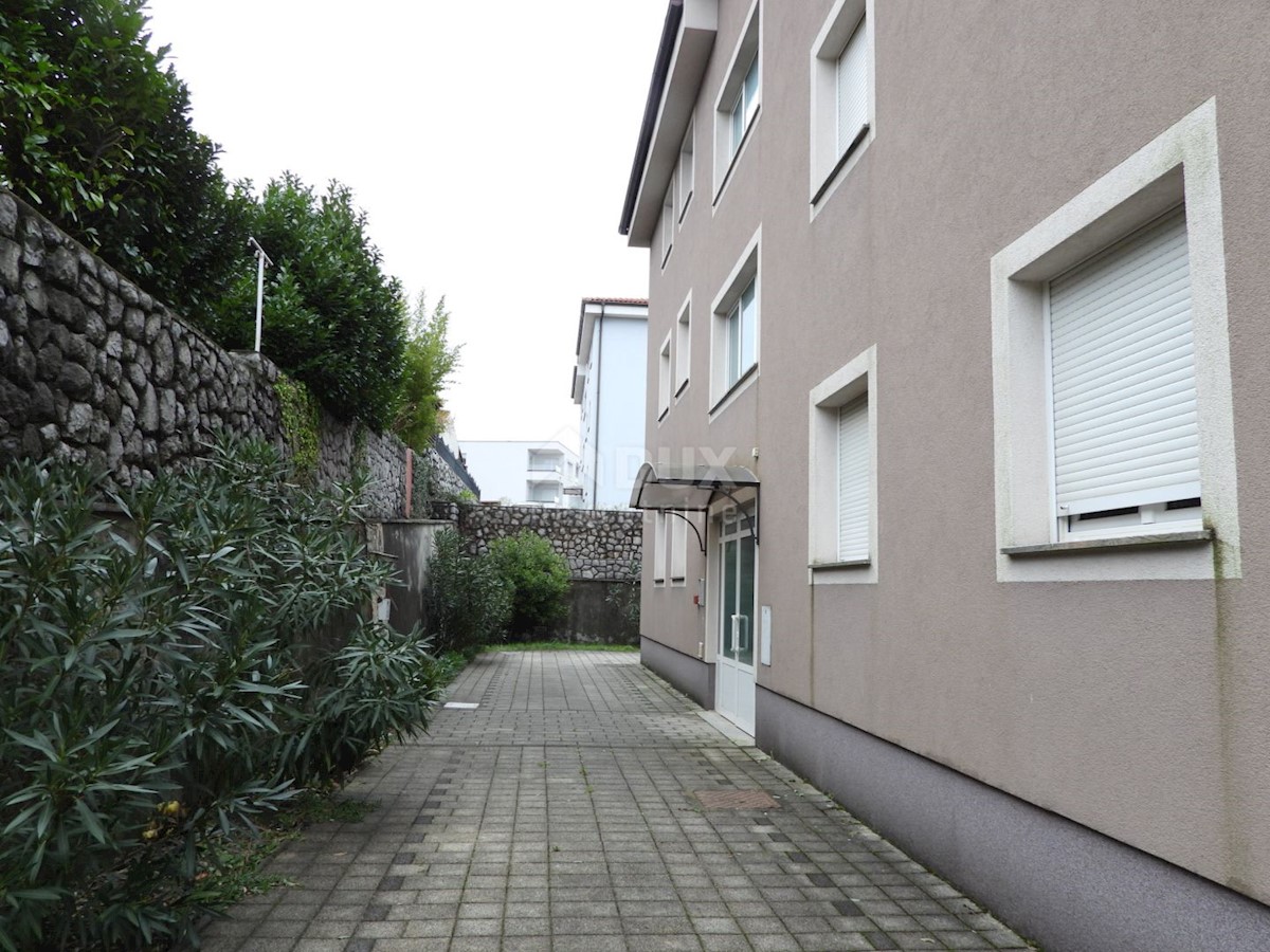 SRDOČI - apartma 140m2 DB+3S s panoramskim pogledom na morje + vrt 175m2