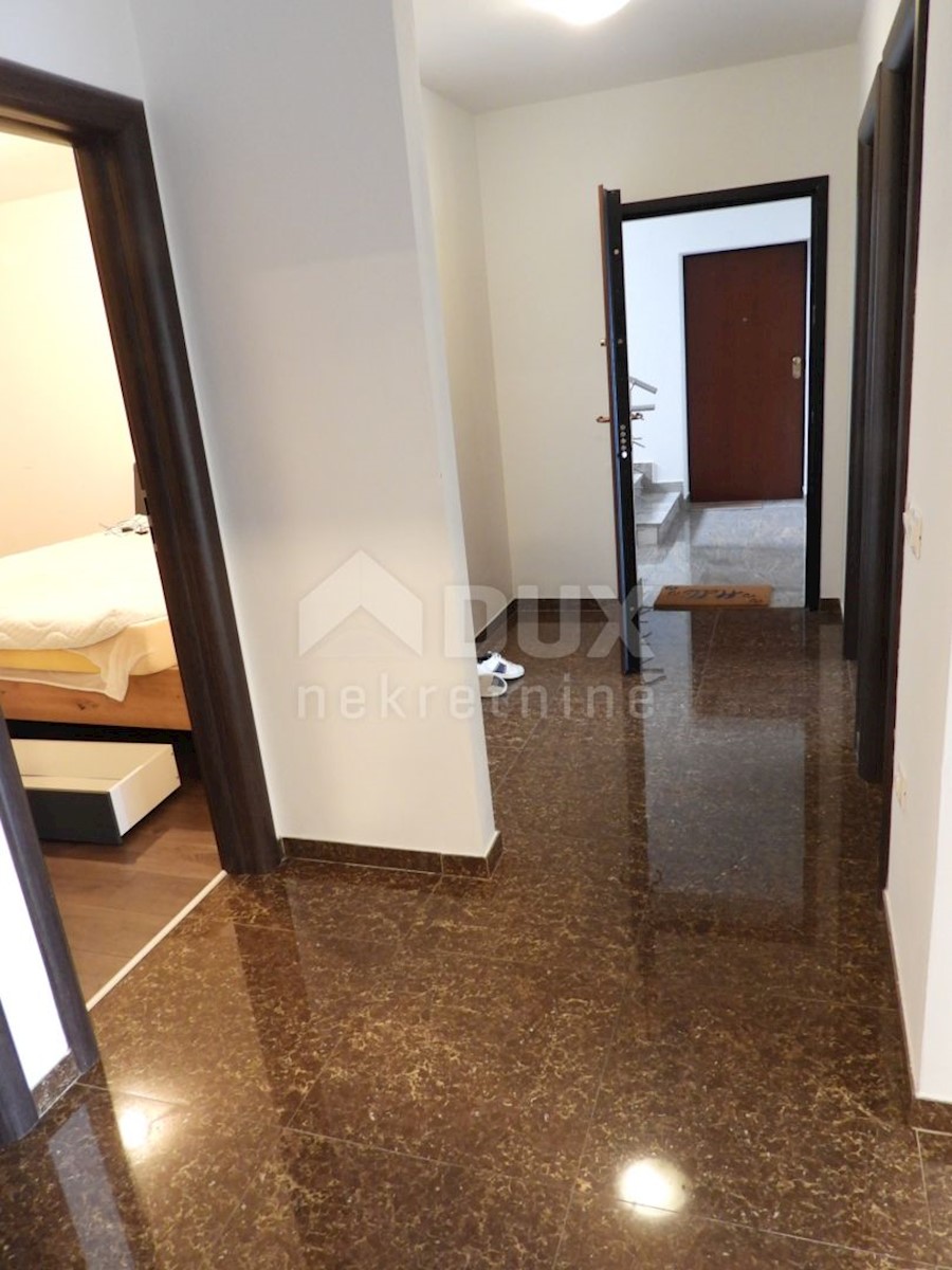 SRDOČI - apartma 140m2 DB+3S s panoramskim pogledom na morje + vrt 175m2