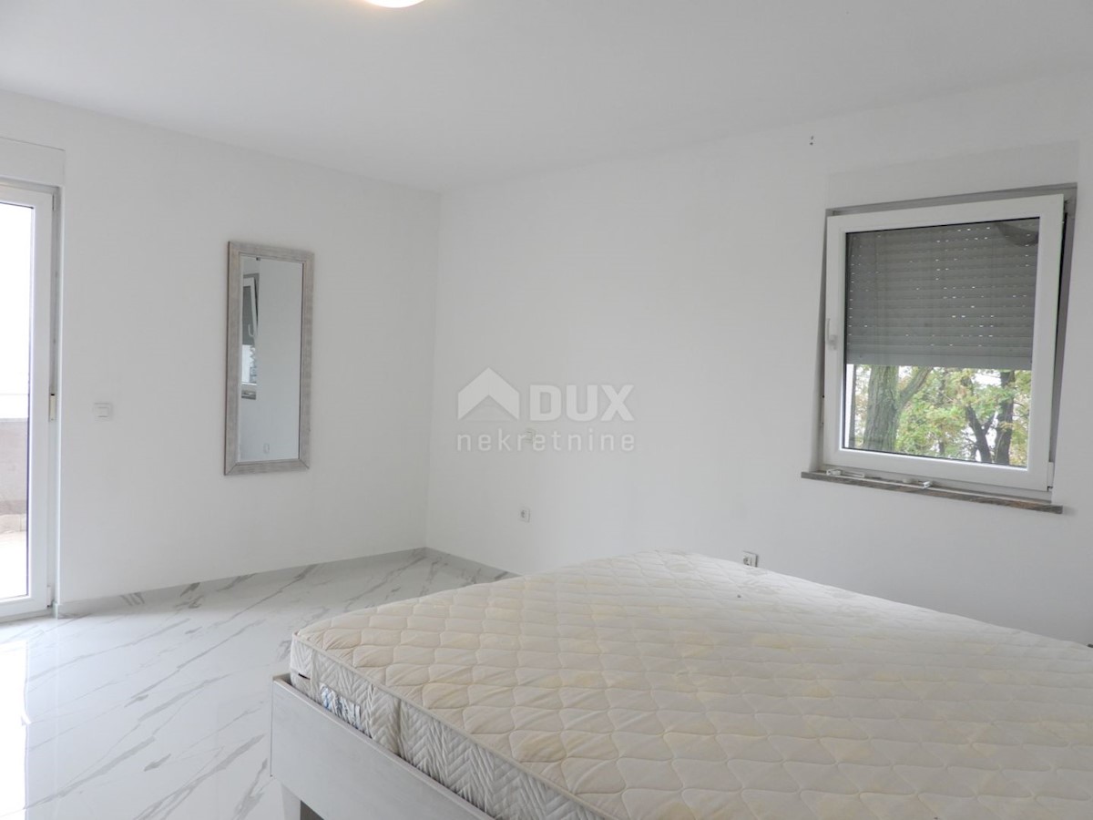 SRDOČI - apartma 140m2 DB+3S s panoramskim pogledom na morje + vrt 175m2