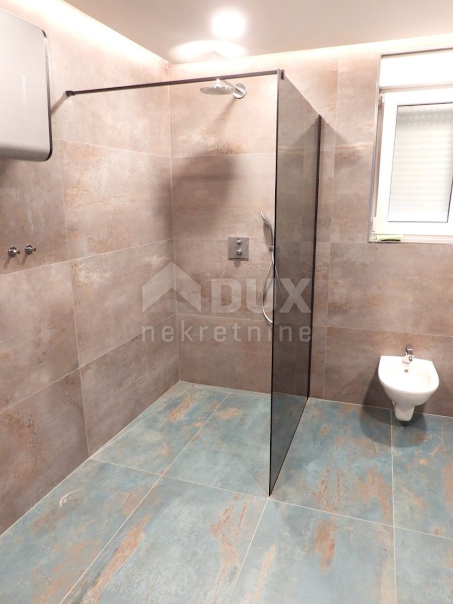 SRDOČI - apartma 140m2 DB+3S s panoramskim pogledom na morje + vrt 175m2